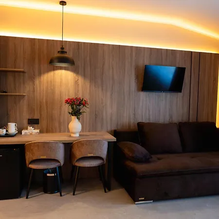 Equicor Otel Lviv
